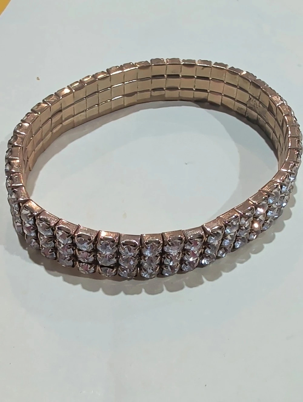 Crystal Stretch Bracelet in Clear Like New